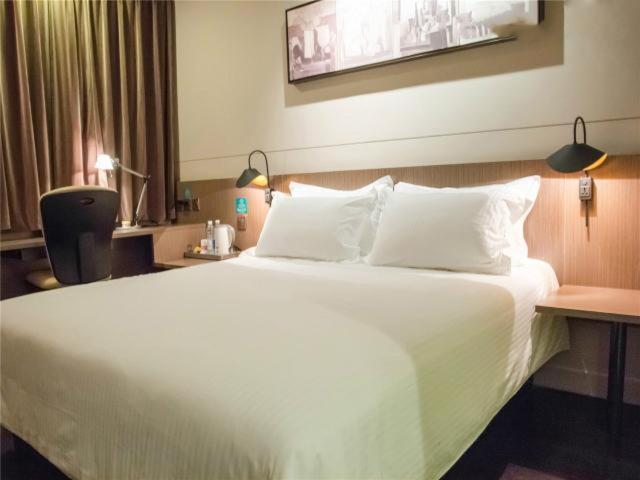 Jinjiang Inn Nanjing Road Pedestrian streetEast Asia Hotel Shanghai Bagian luar foto
